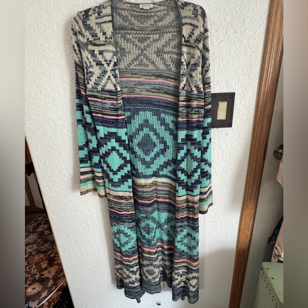 Xhilaration Textured Knit Sweater in Blue and Green